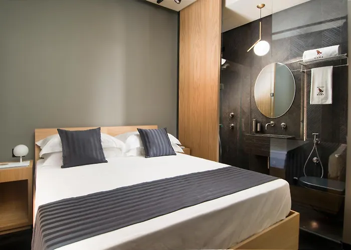 Sei Stelle Mama לינה וארוחת בוקר 4*